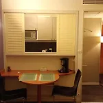 Apparthotelparisdefensearenaelyseeeiffel * Courbevoie