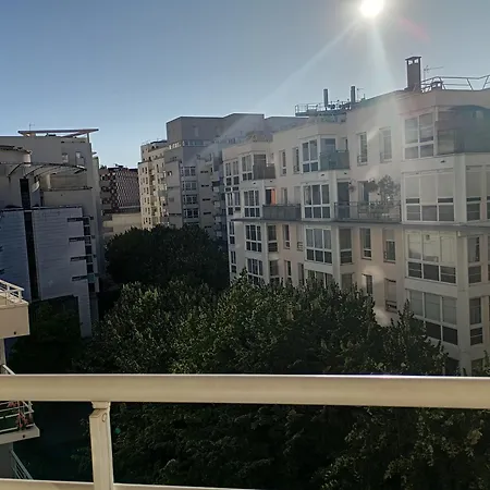 Lejlighed Apparthotelparisdefensearenaelyseeeiffel *